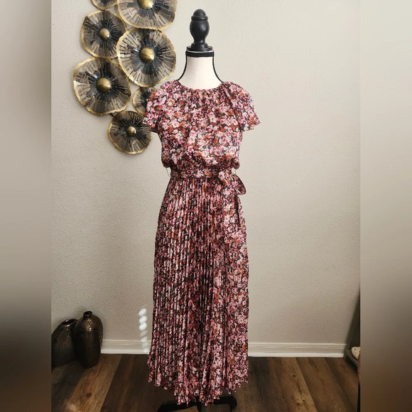 DEREK LAM 10 CROSBY Pleated floral-print satin midi dress - Picture 1 of 14
